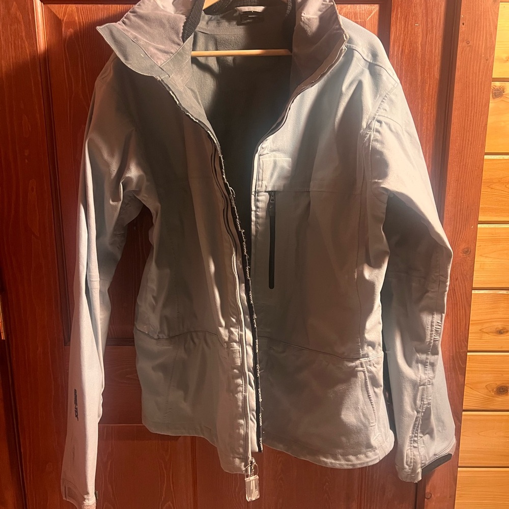 Sessions Summit Series GORE-TEX Jacket – Men’s Large – Light Grey